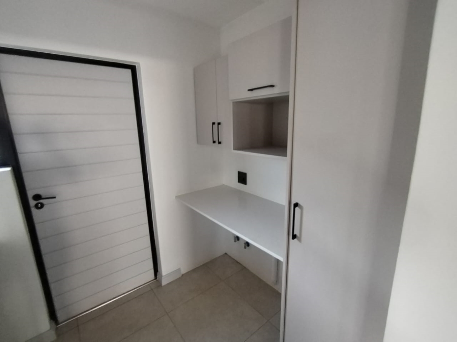 To Let 3 Bedroom Property for Rent in Melodie North West